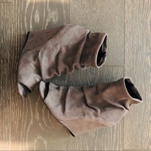 Steve Madden - grey wedge booties